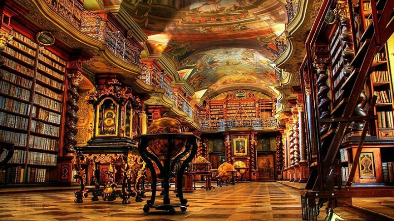 25+ Of The Most Majestic Libraries In The World 2