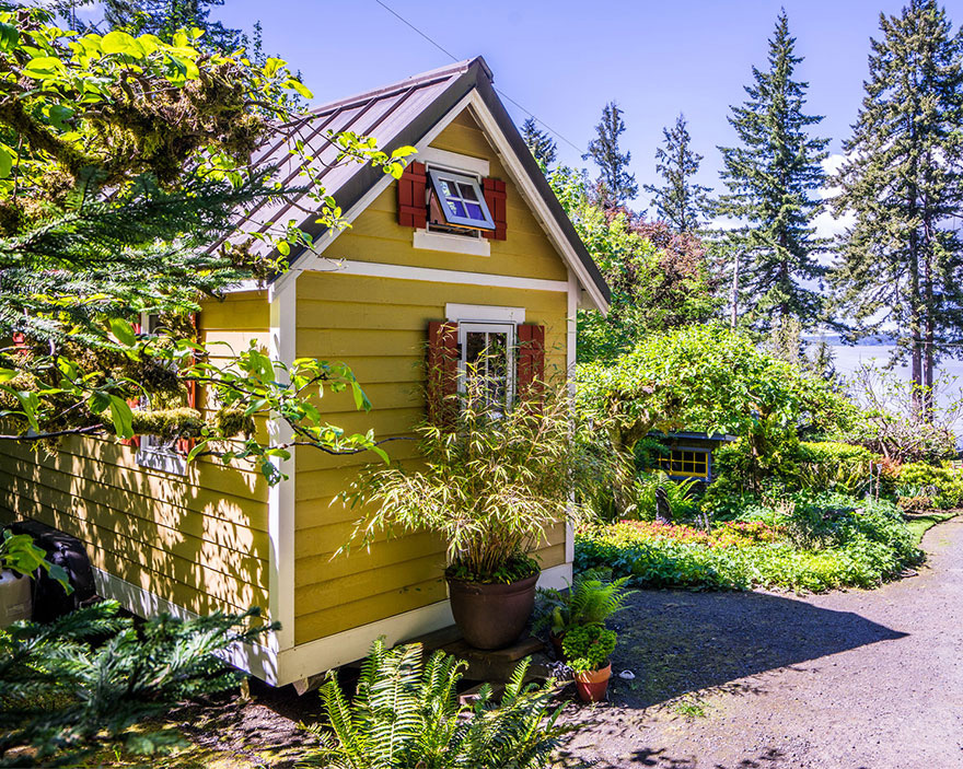 These Tiny Houses Will Make You Want To Give Up The Big One 16